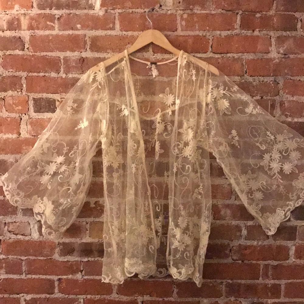 Century 21 Poof coverlet